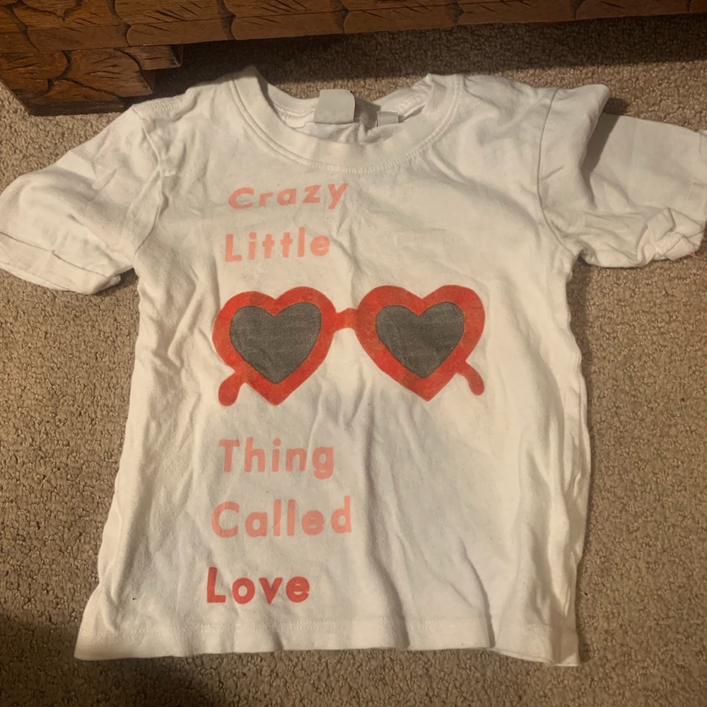Cute Queen “crazy little thing called love”shirt